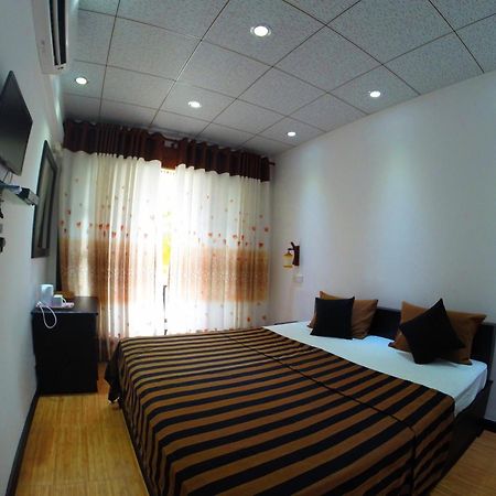 L&D Lodge Hikkaduwa Szoba fotó