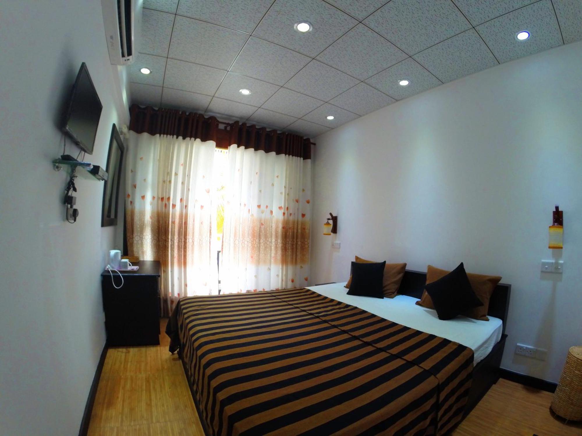 L&D Lodge Hikkaduwa Szoba fotó