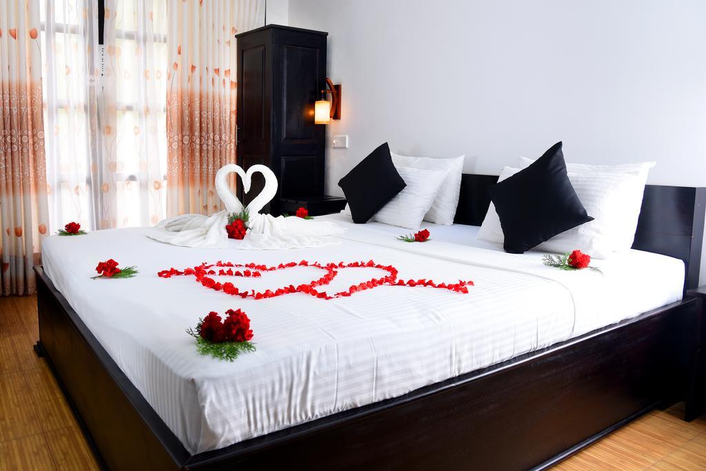 L&D Lodge Hikkaduwa Kültér fotó